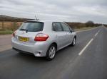 Toyota Auris 5-Door 2010 года (UK)